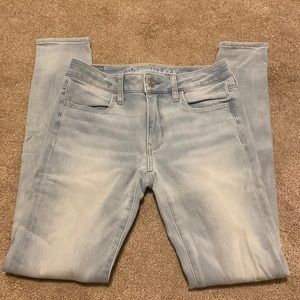 LIKE NEW AE JEANS